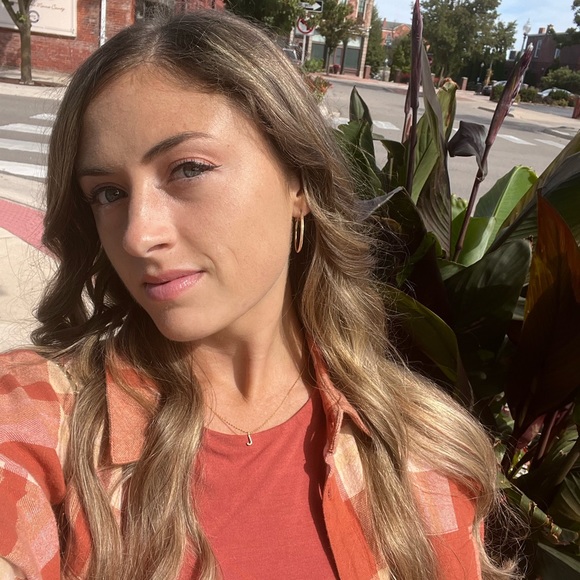 Meet your Posher, Jenna - Picture 4 of 6